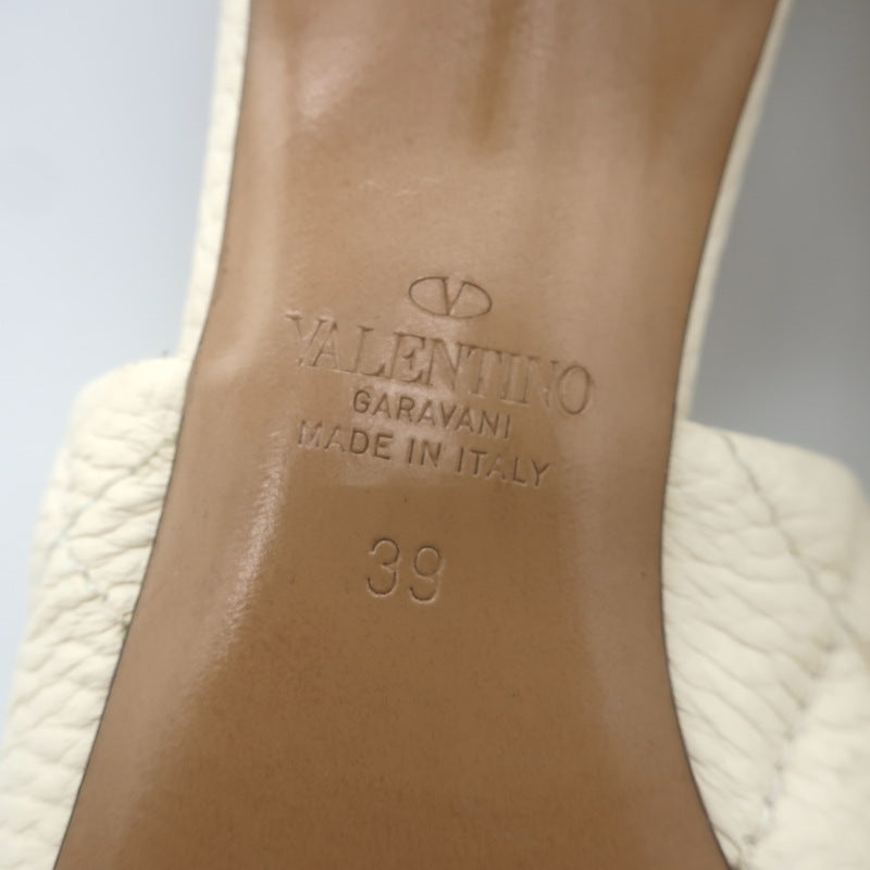 Valentino Roman Stud Quilted Slide Sandals Cream Grained Leather Size 39 US 8