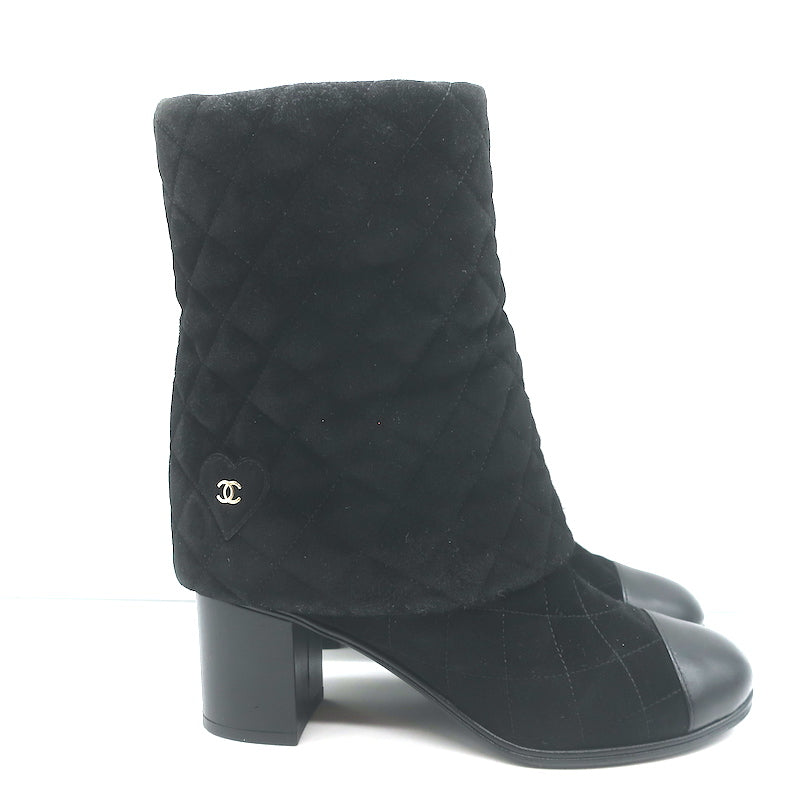 Chanel 17B Clover &amp; Heart Quilted Fold-Over Boots Black Suede Size 35.5
