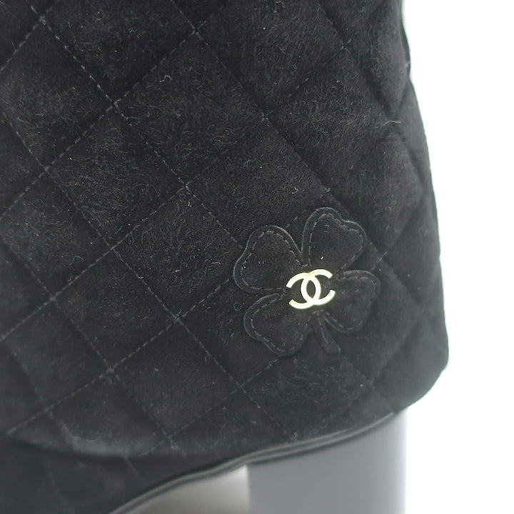 Chanel 17B Clover &amp; Heart Quilted Fold-Over Boots Black Suede Size 35.5
