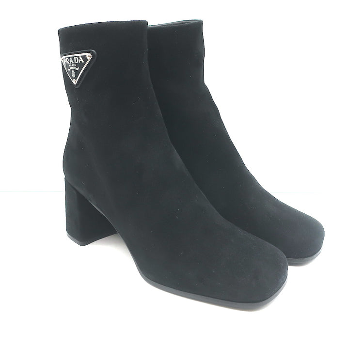 Pre-loved/Used Prada Women&