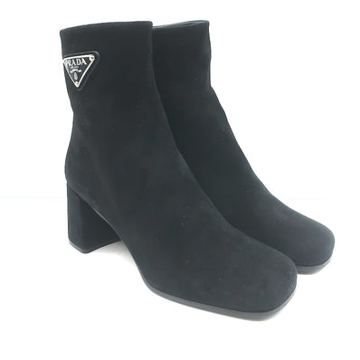 Pre-loved/Used Prada Women's Boots: $650