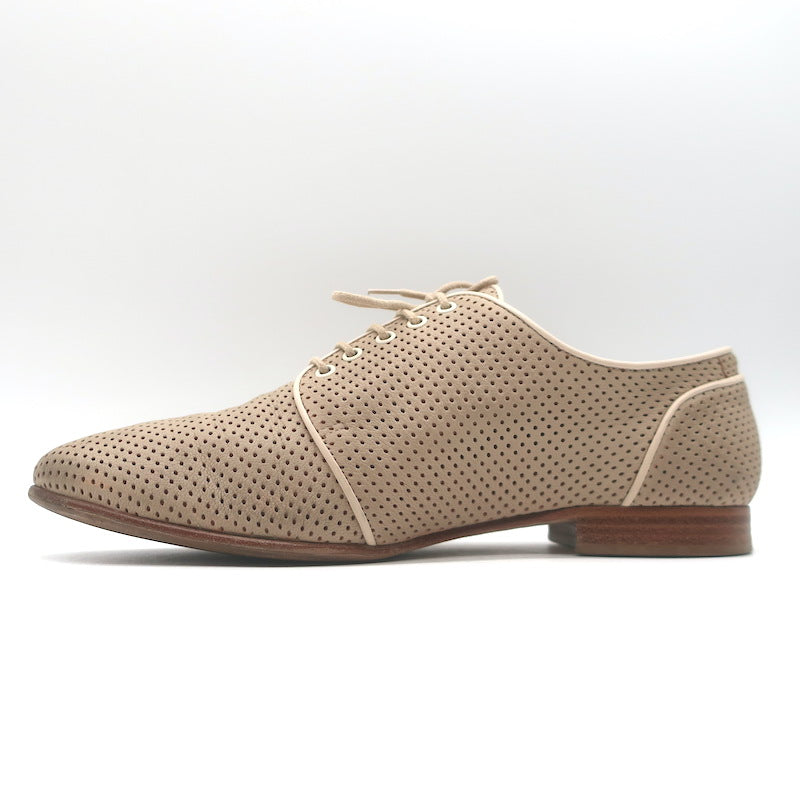 Fendi Perforated Lace-Up Oxfords Beige Leather Size 38.5
