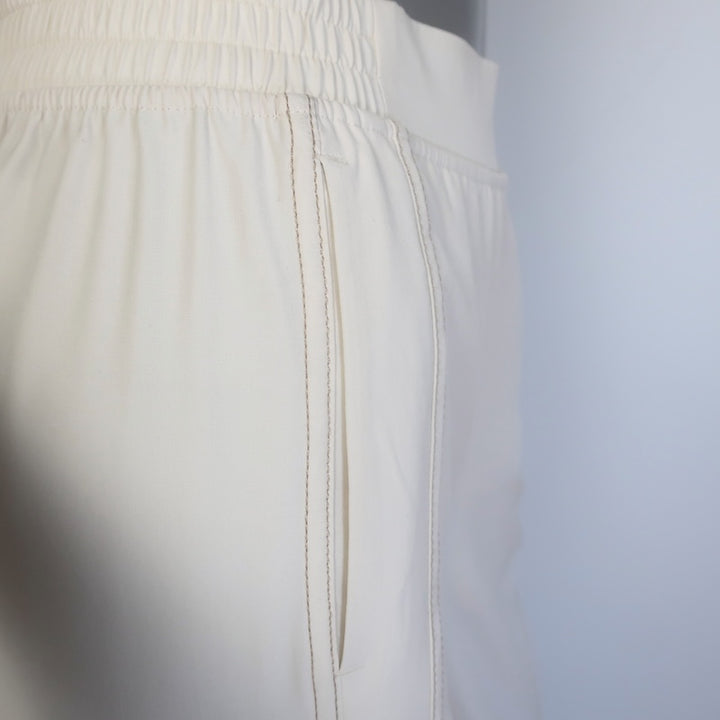 Lululemon Define High-Rise Swift Joggers Cream Size Extra Small
