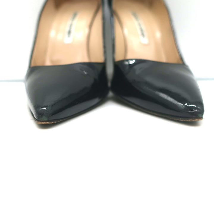 Manolo Blahnik BB Pumps Black Patent Leather Size 38.5 Pointed Toe Heels