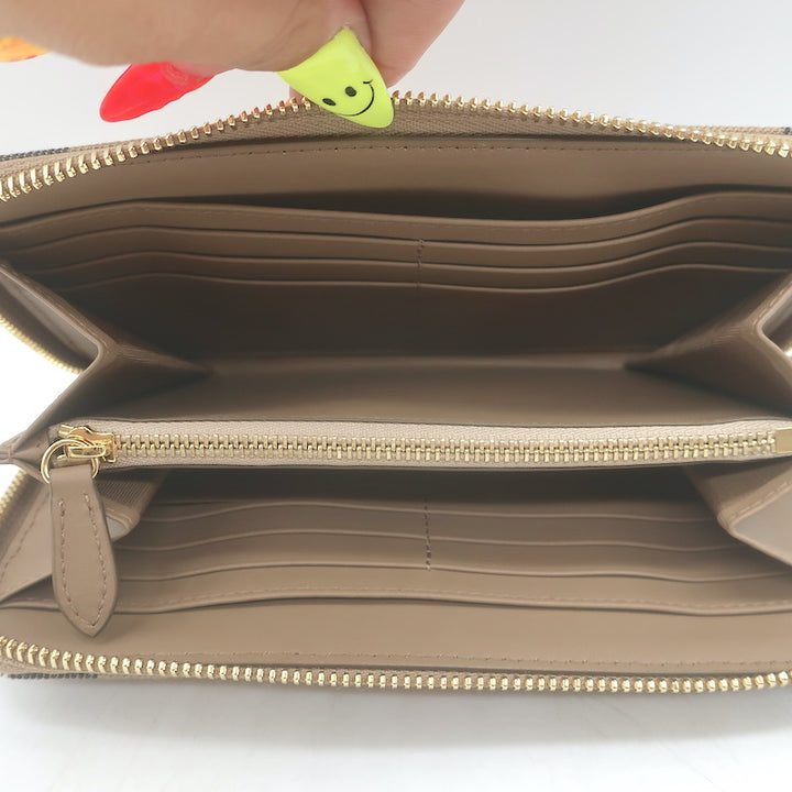 Burberry House Check Large Zip Around Wallet Chestnut Beige NEW