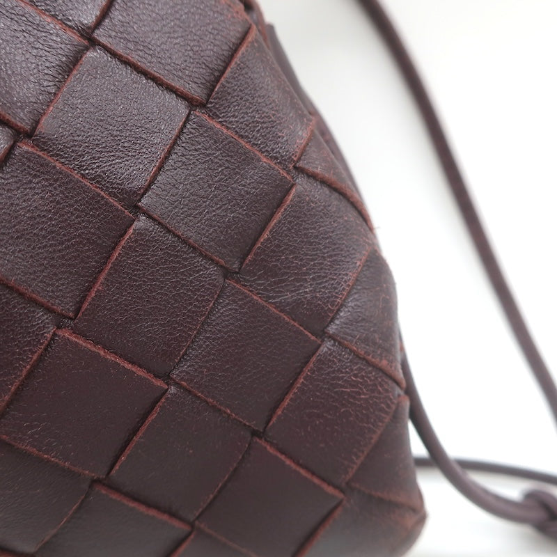 Bottega Veneta The Pouch Mini Intrecciato Leather Crossbody Bag Bordeaux
