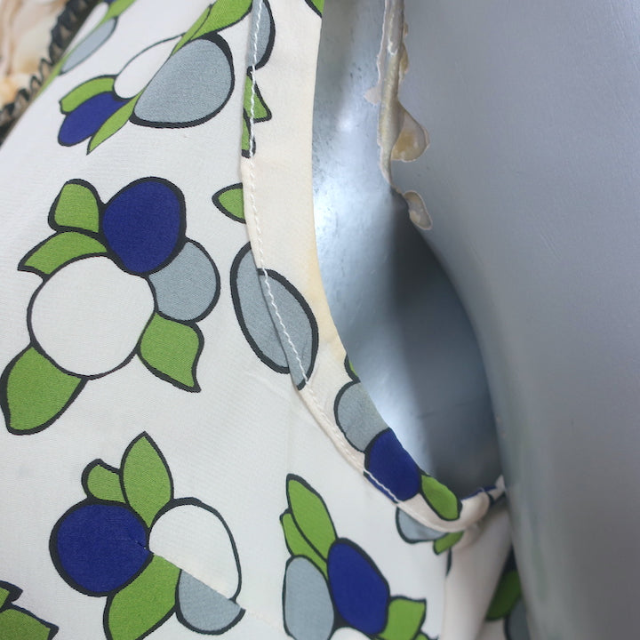 Tory Burch Collared Ruffle Top Cream Printed Silk Size 10 Sleeveless Blouse