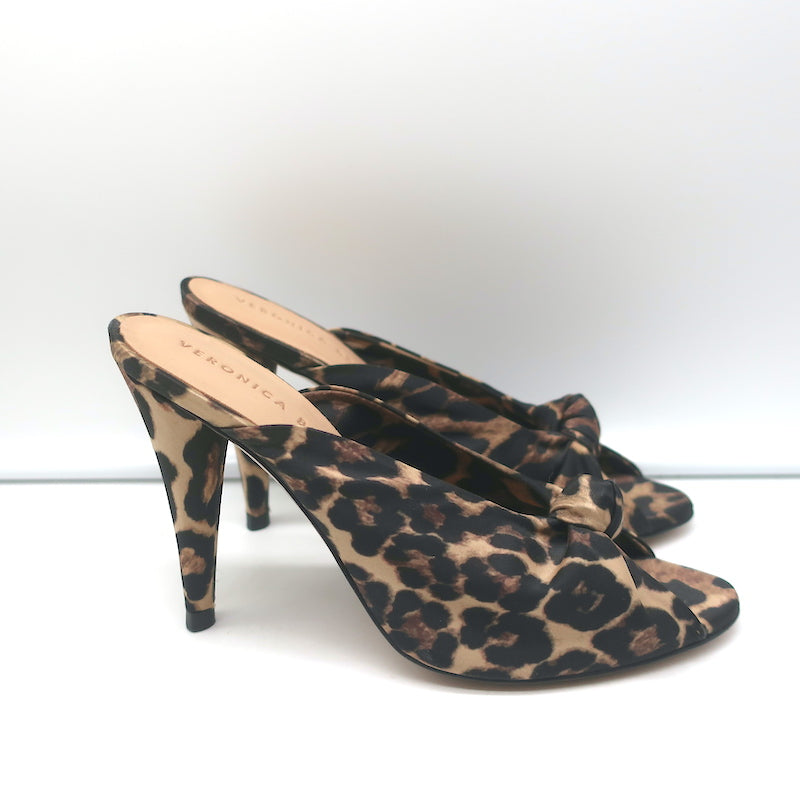 Veronica Beard Pari Mules Leopard Print Satin Size 7.5 Open Toe Heels NEW