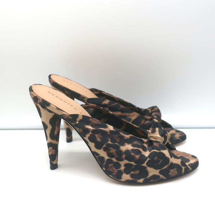 Veronica Beard Pari Mules Leopard Print Satin Size 7.5 Open Toe Heels NEW