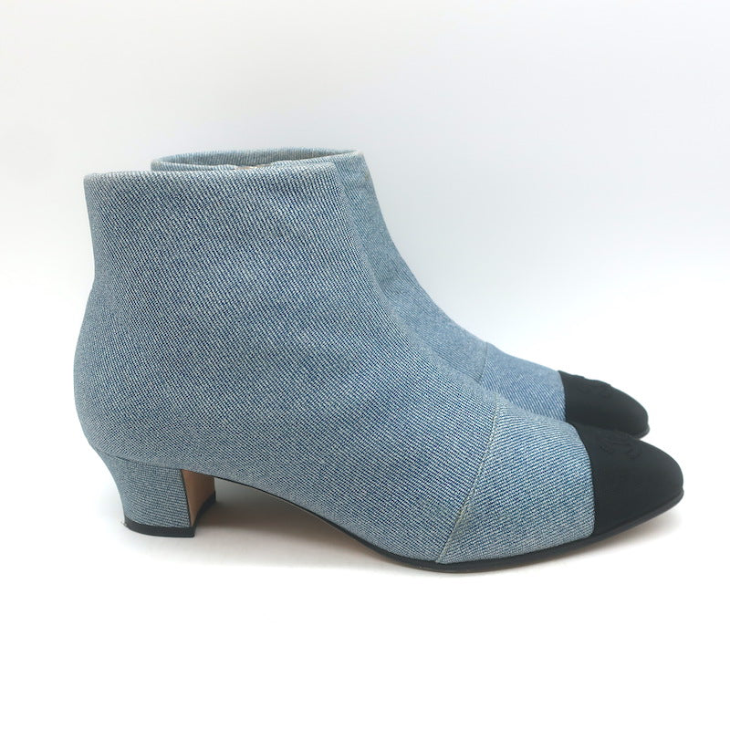 Chanel CC Grosgrain Cap Toe Denim Ankle Boots Blue &amp; Black Size 38.5