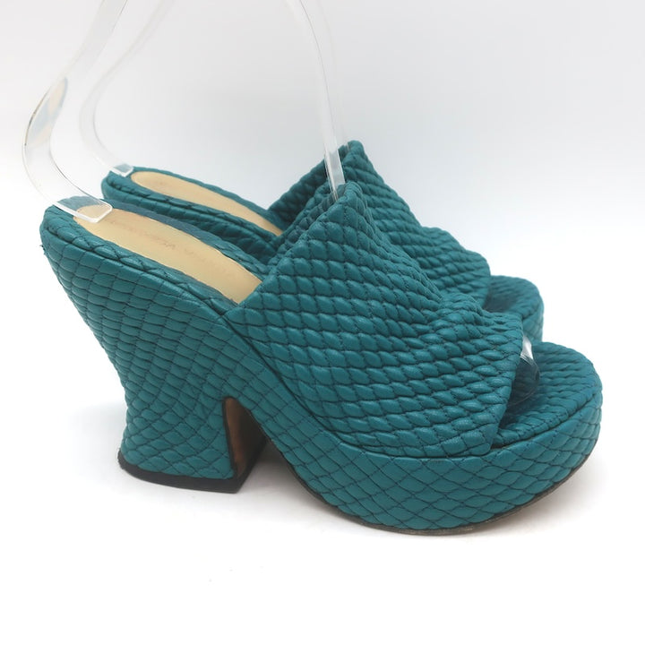 Bottega Veneta Quilted Leather Platform Mules Teal Size 35.5 Open Toe Heels