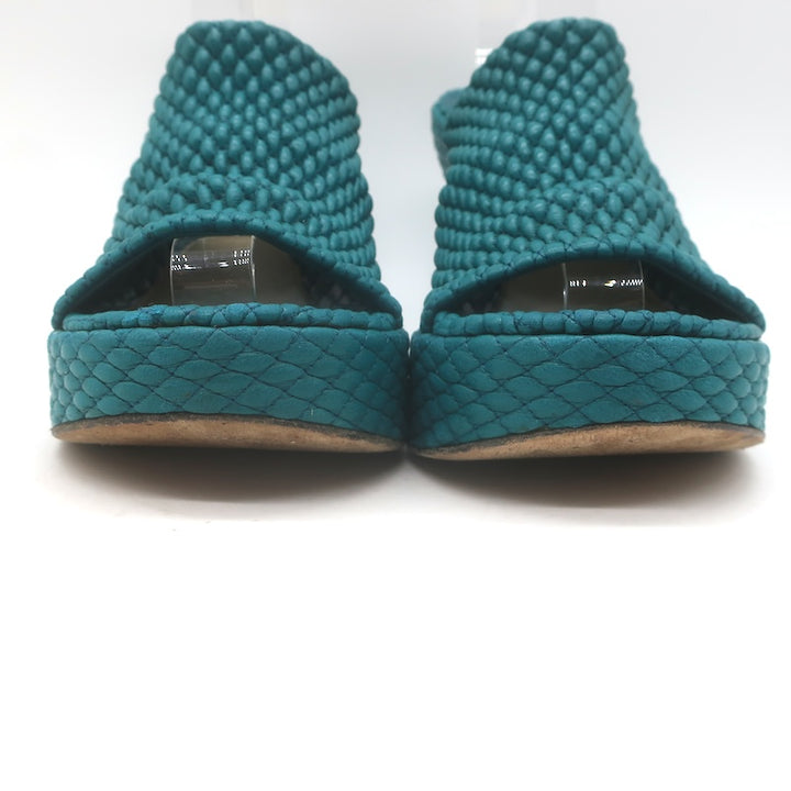 Bottega Veneta Quilted Leather Platform Mules Teal Size 35.5 Open Toe Heels