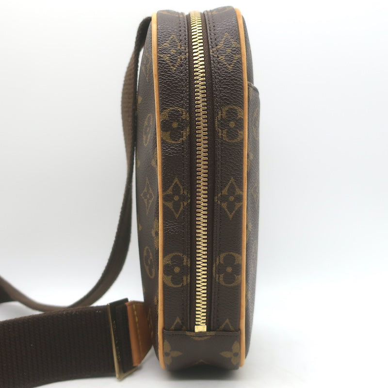 Louis Vuitton Pochette Gange Monogram Canvas Crossbody Bag Brown