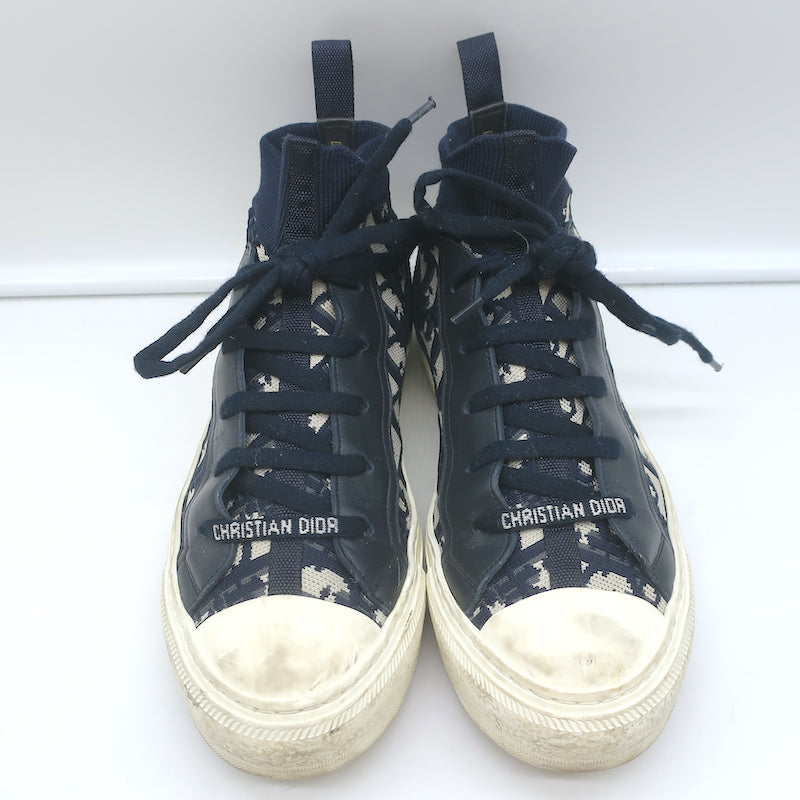 Christian Dior Walk&