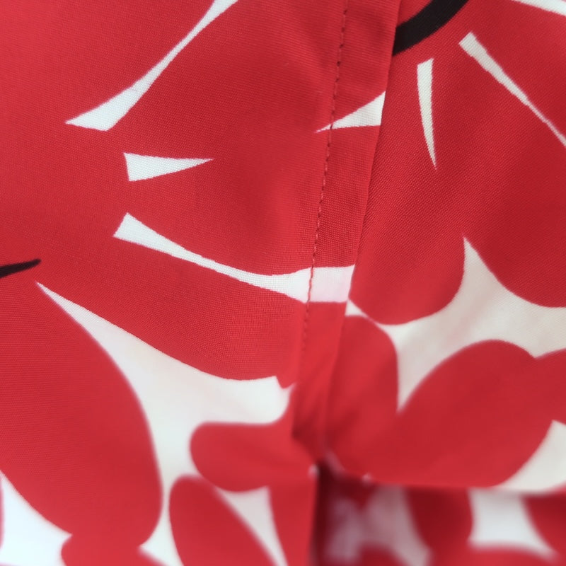 Prada Daisy Print Short Sleeve Button Down Shirt Red/White Cotton Size 42