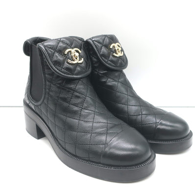 Pre-loved/Used Chanel Women's Boots: $1295