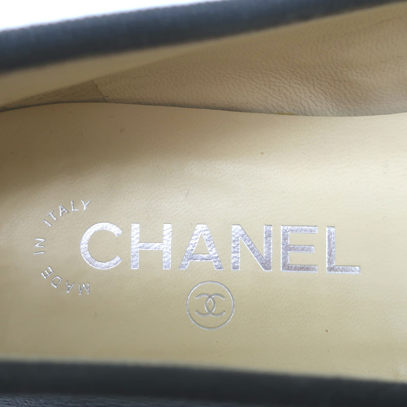 Chanel CC Cap Toe Ballet Flats Dark Gray Grained Leather &amp; Patent Size 41