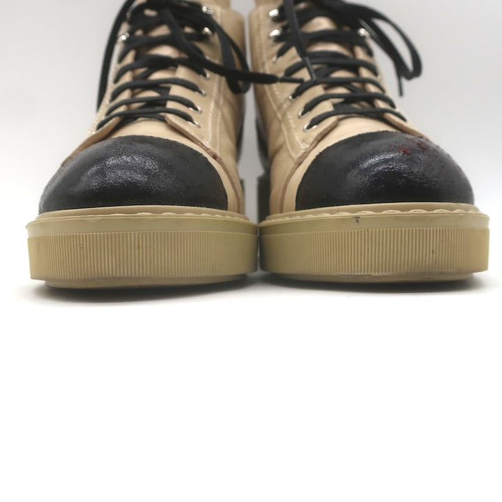 Chanel CC Bicolor Cap Toe Lace-Up Ankle Boots Beige &amp; Black Leather Size 39