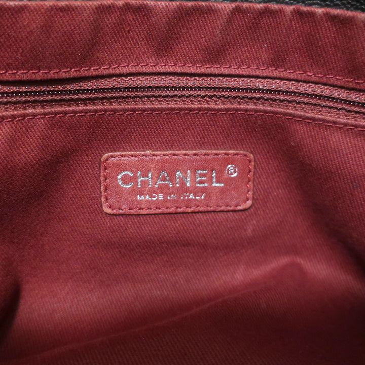 Chanel 2009 Yacht Expandable Zip Medium Hobo Bag Black Quilted Caviar Leather