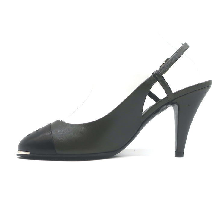 Chanel CC Cap Toe Slingback Pumps Dark Gray &amp; Black Leather Size 39