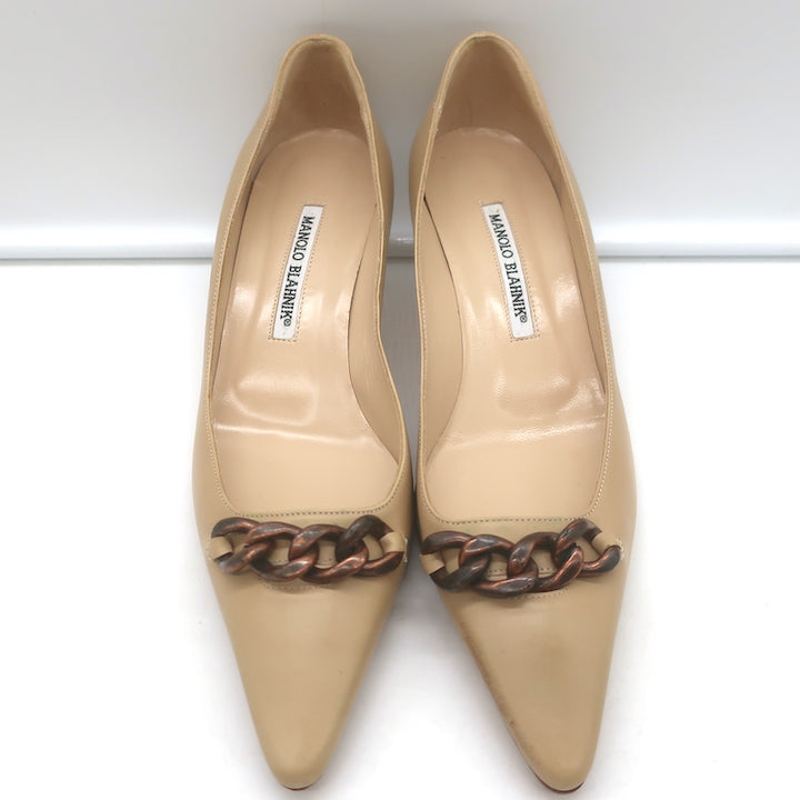 Manolo Blahnik Chain Link-Embellished Kitten Heel Pumps Beige Leather Size 38.5