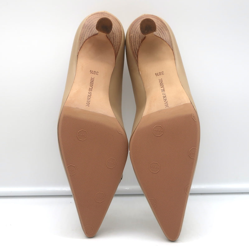 Manolo Blahnik Chain Link-Embellished Kitten Heel Pumps Beige Leather Size 38.5