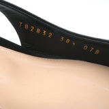 Gucci Signoria Logo Chain Slingback Pumps Black Patent Leather Size 38.5 NEW