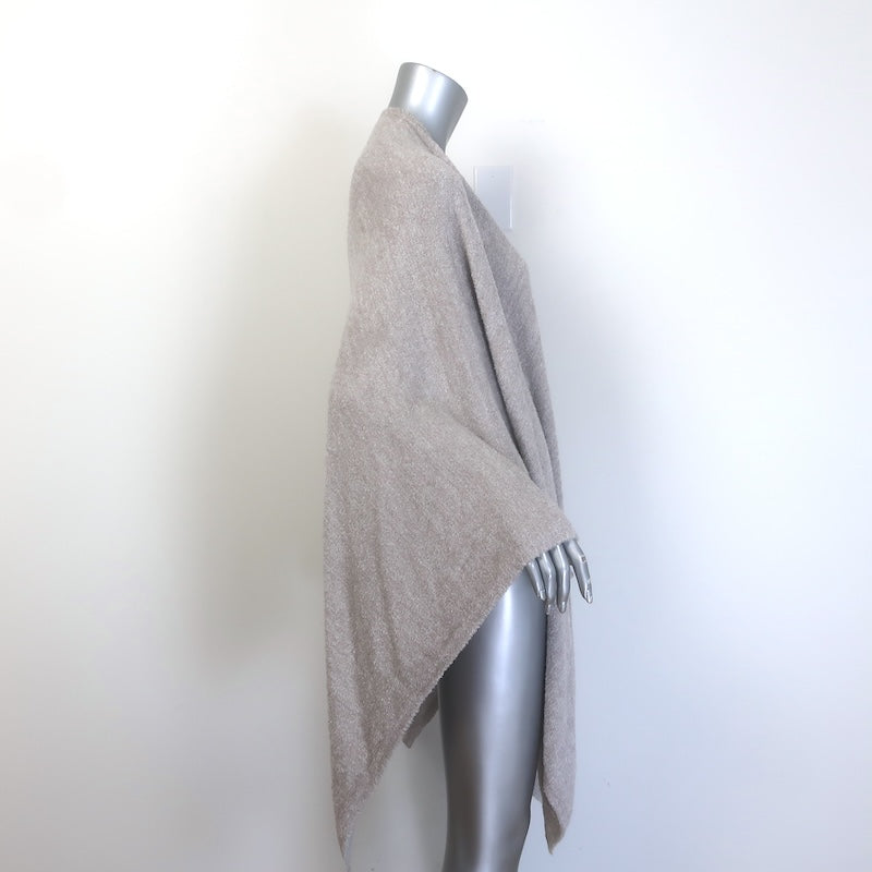 Barefoot Dreams CozyChic Lite Weekend Wrap Dove Gray