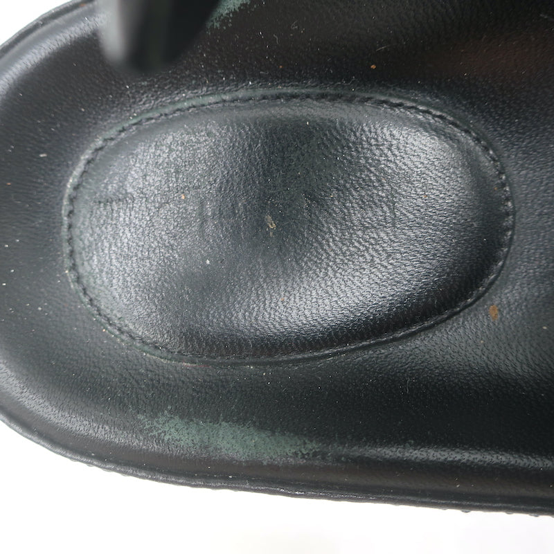 Chanel Chain CC Dad Sandals Black Quilted Caviar Leather Size 39
