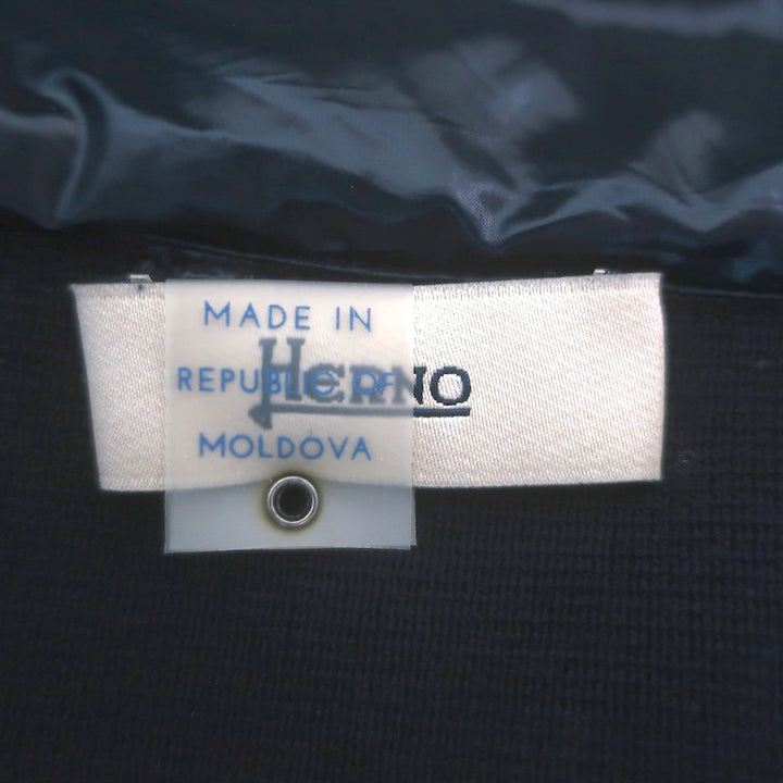 Herno Knit-Paneled Hooded Down Puffer Vest Navy Size 38