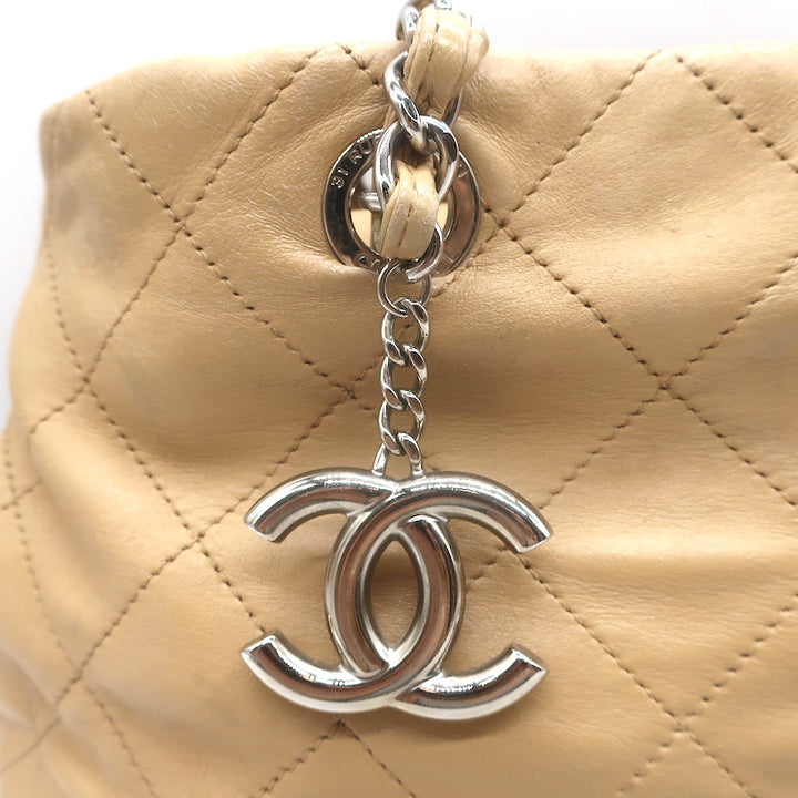 Chanel 2010 VIP Large Chain Strap Quilted Shoulder Bag Beige &amp; Black Leather