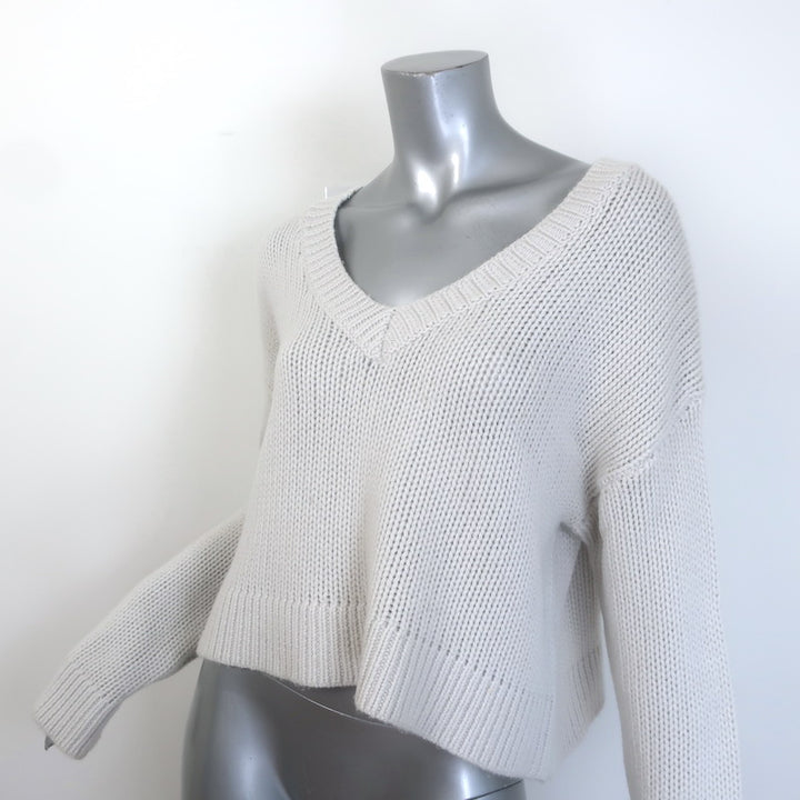 SABLYN Cali Cashmere V-Neck Sweater Very Light Gray Size Medium