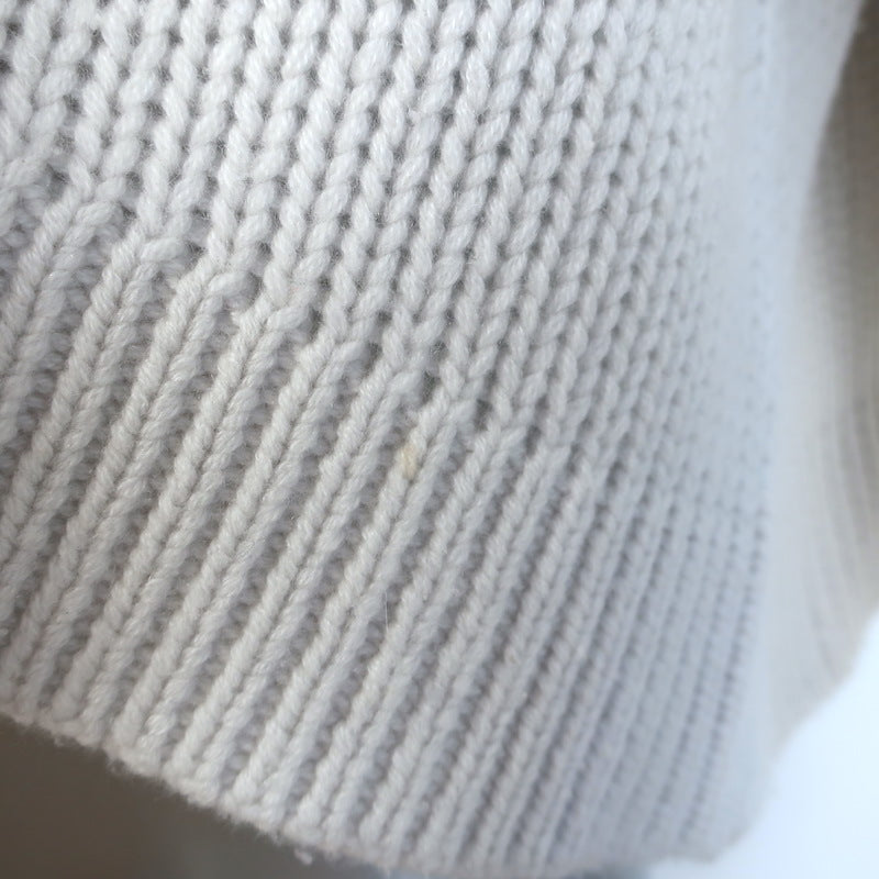 SABLYN Cali Cashmere V-Neck Sweater Very Light Gray Size Medium