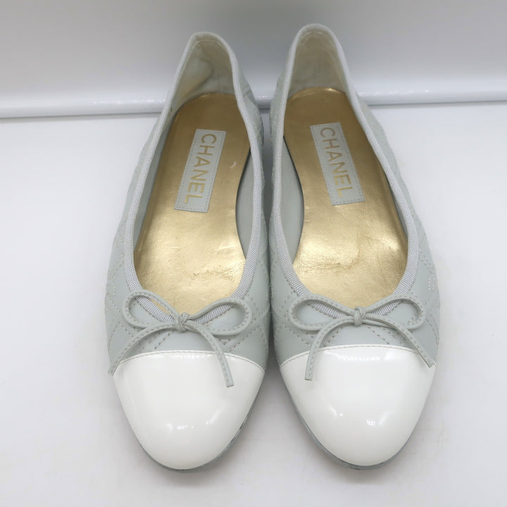 Chanel 23S Double Stitched CC Cap Toe Ballet Flats Light Gray Lambskin Size 37.5
