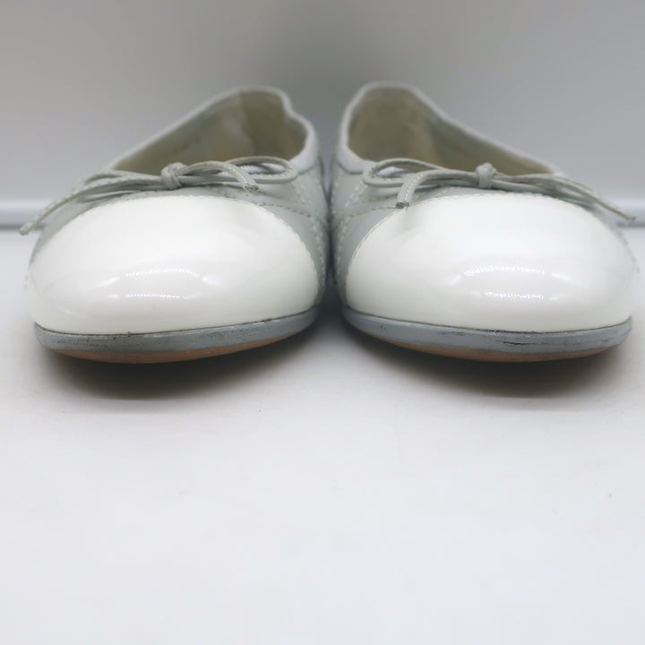 Chanel 23S Double Stitched CC Cap Toe Ballet Flats Light Gray Lambskin Size 37.5