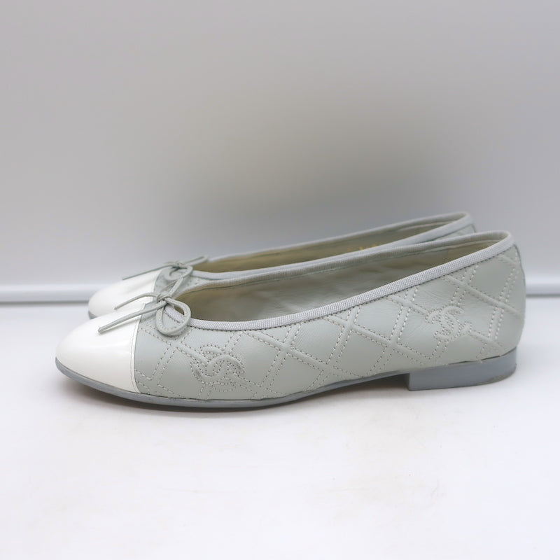 Chanel 23S Double Stitched CC Cap Toe Ballet Flats Light Gray Lambskin Size 37.5