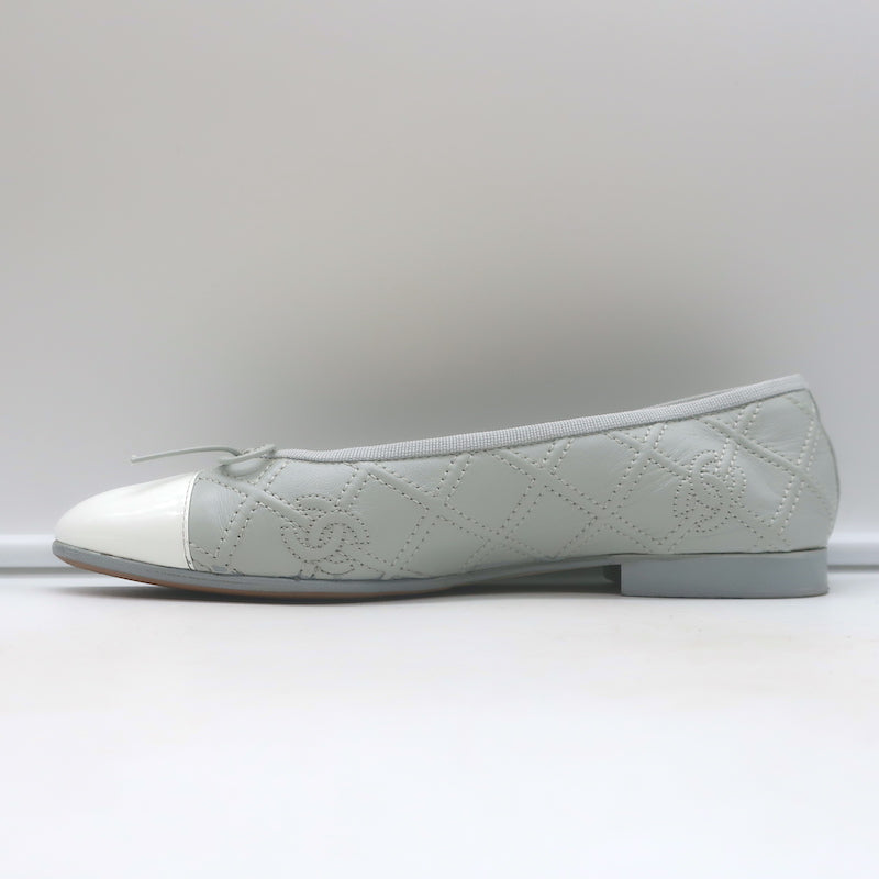 Chanel 23S Double Stitched CC Cap Toe Ballet Flats Light Gray Lambskin Size 37.5
