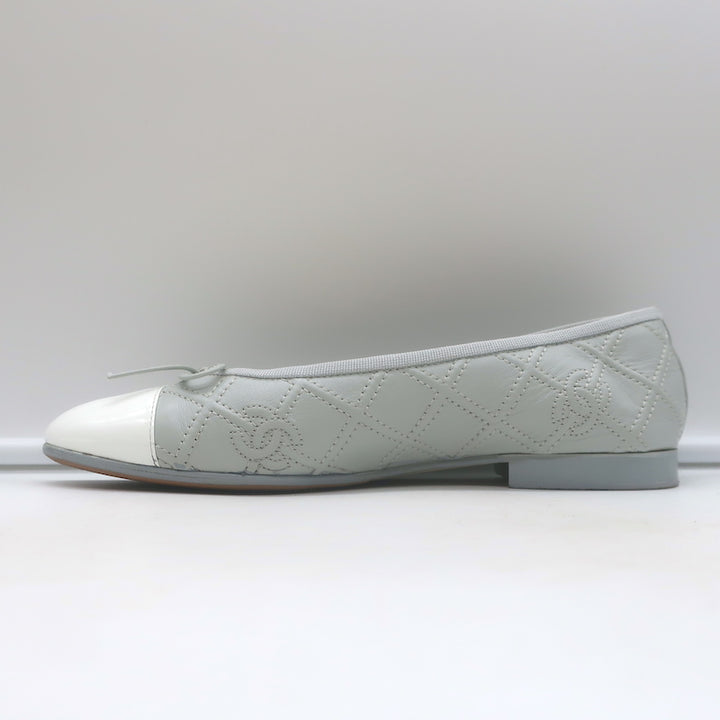 Chanel 23S Double Stitched CC Cap Toe Ballet Flats Light Gray Lambskin Size 37.5