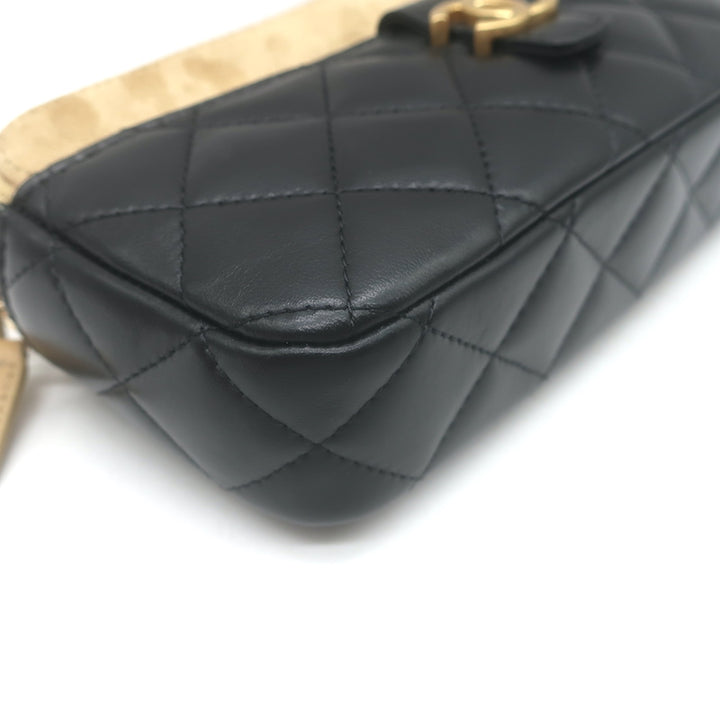 Chanel Zipped Phone Holder on Chain Black Quilted Lambskin Crossbody Bag