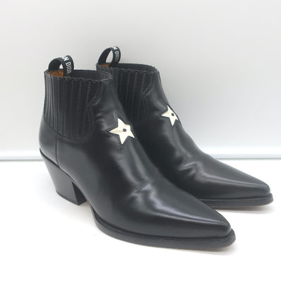 Pre-loved/Used Christian Dior Women's Boots: $599