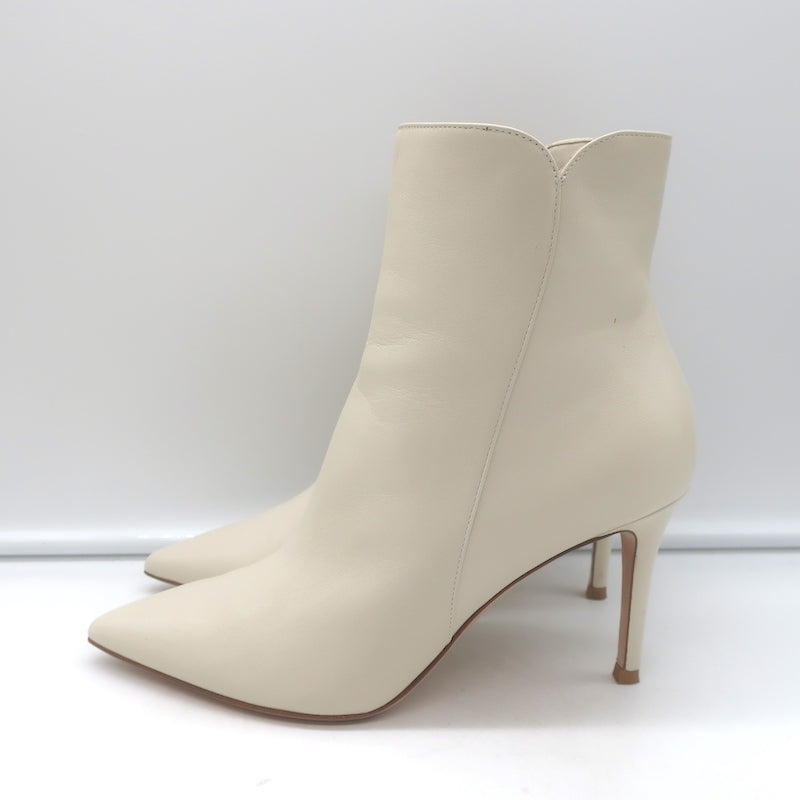 Gianvito Rossi Levy 85 Ankle Boots Cream Leather Size 36.5 Pointed Toe Booties