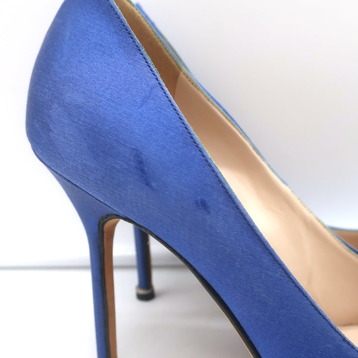 Manolo Blahnik Hangisi Crystal-Buckle Pumps Blue Satin Size 39.5 Point Toe Heels