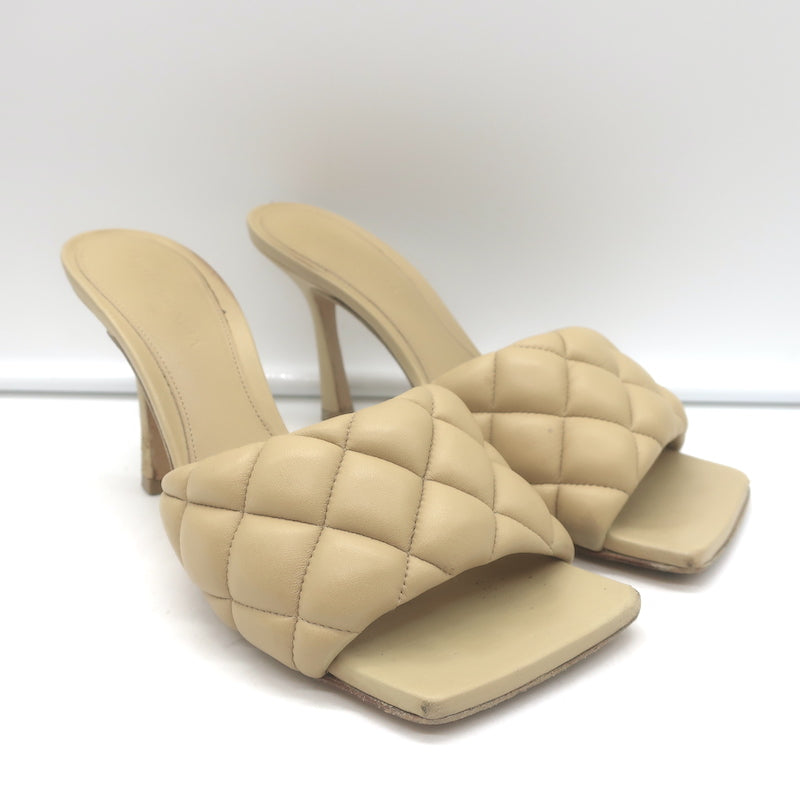 Pre-loved/Used Bottega Veneta Women's Heels: $275