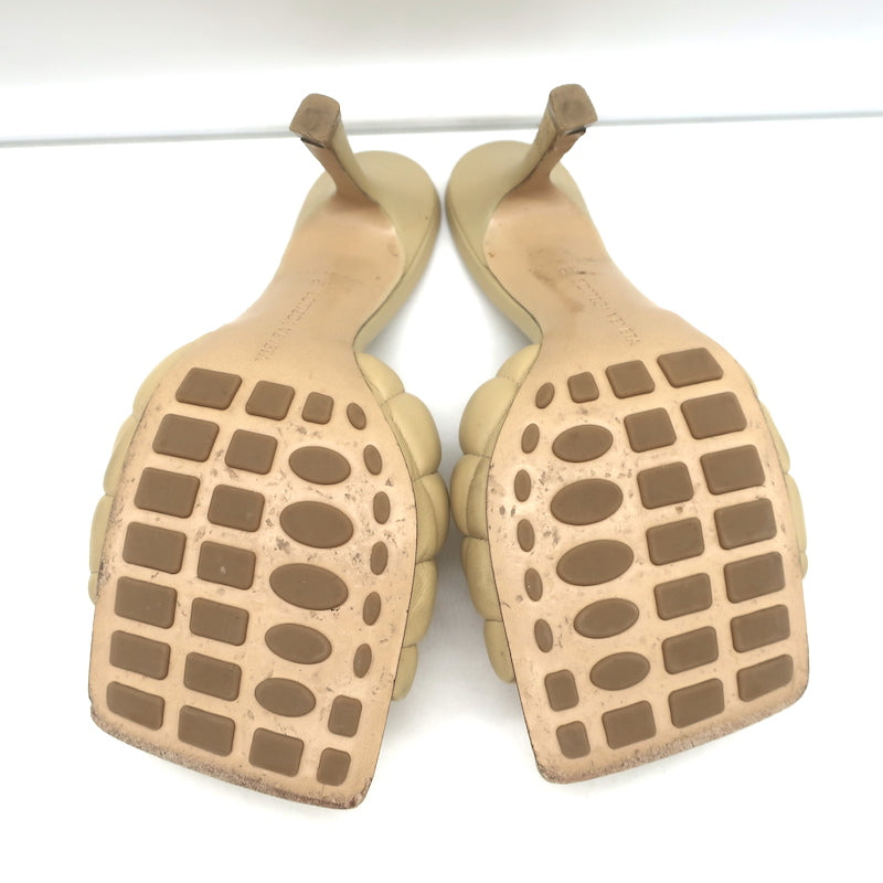 Bottega Veneta Padded Mules Beige Quilted Leather Size 36 Open Toe Heels