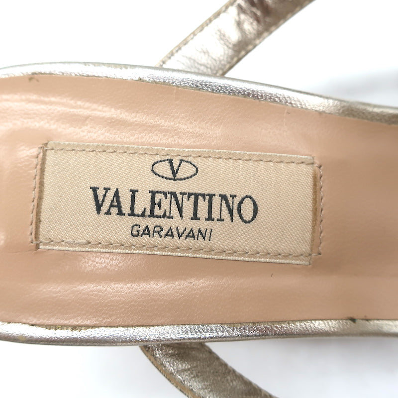Valentino Rockstud Slide Sandals Gold Metallic Leather Size 36 Open Toe Heels
