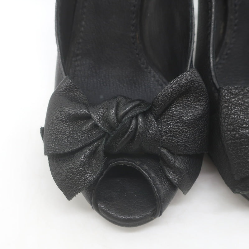 Miu Miu Peep Toe Bow Pumps Black Pebbled Leather Size 38