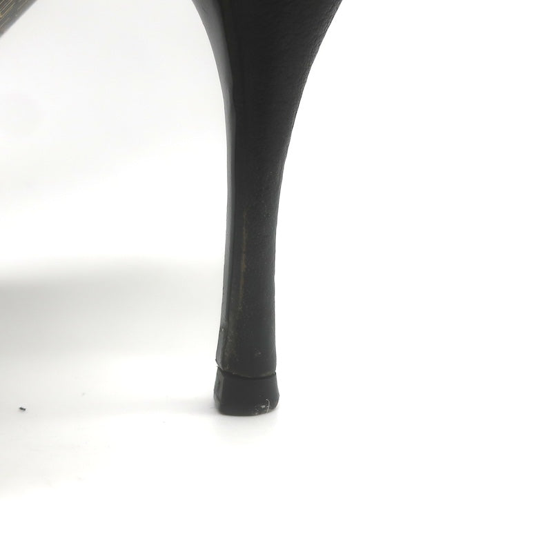 Miu Miu Peep Toe Bow Pumps Black Pebbled Leather Size 38