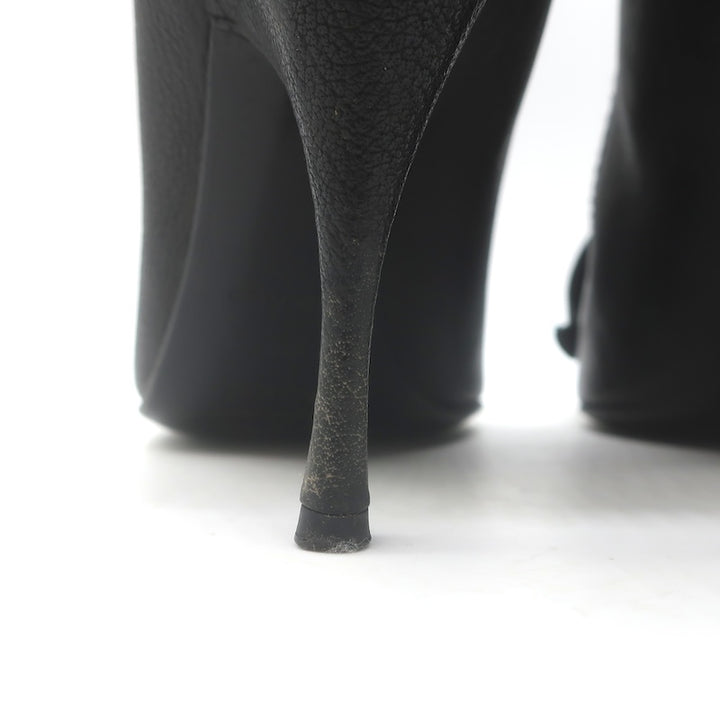 Miu Miu Peep Toe Bow Pumps Black Pebbled Leather Size 38