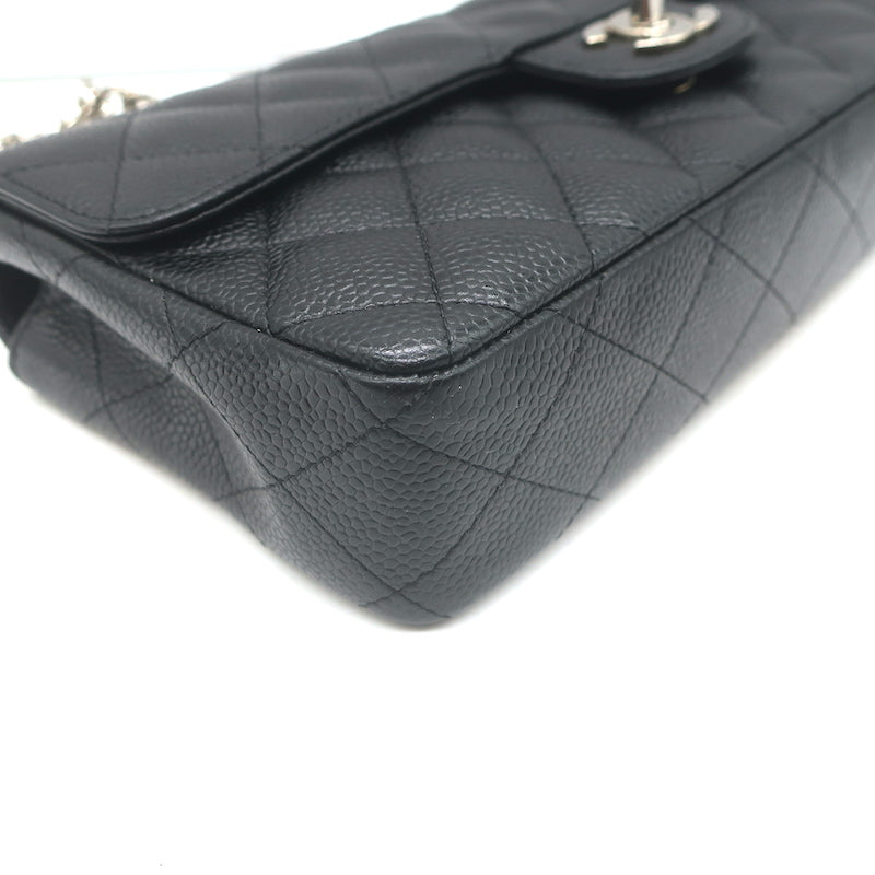 Chanel 00V Bijoux Chain East West Flap Bag Black Quilted Caviar Leather