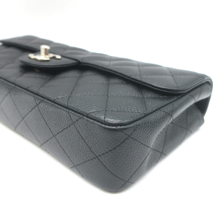 Chanel 00V Bijoux Chain East West Flap Bag Black Quilted Caviar Leather